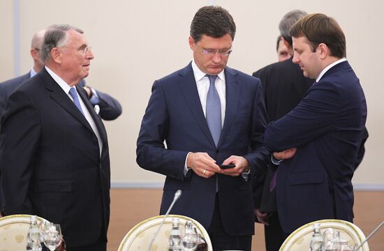 President Putin meets with German business leaders