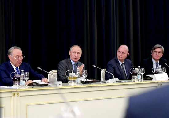 President Putin meets with German business leaders