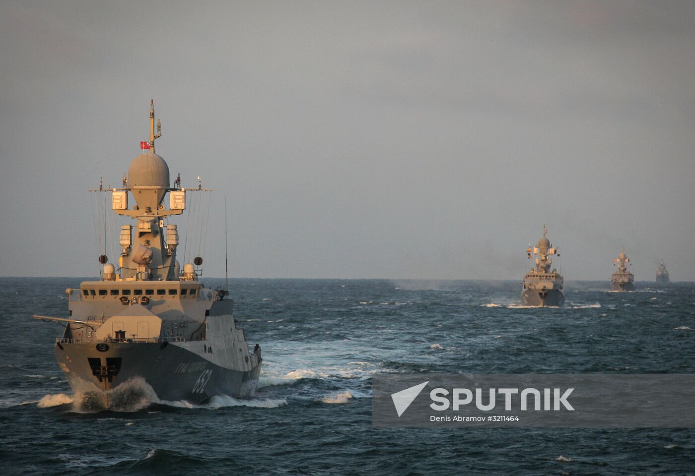 Manuevers of Russian Navy's Caspian Flotilla
