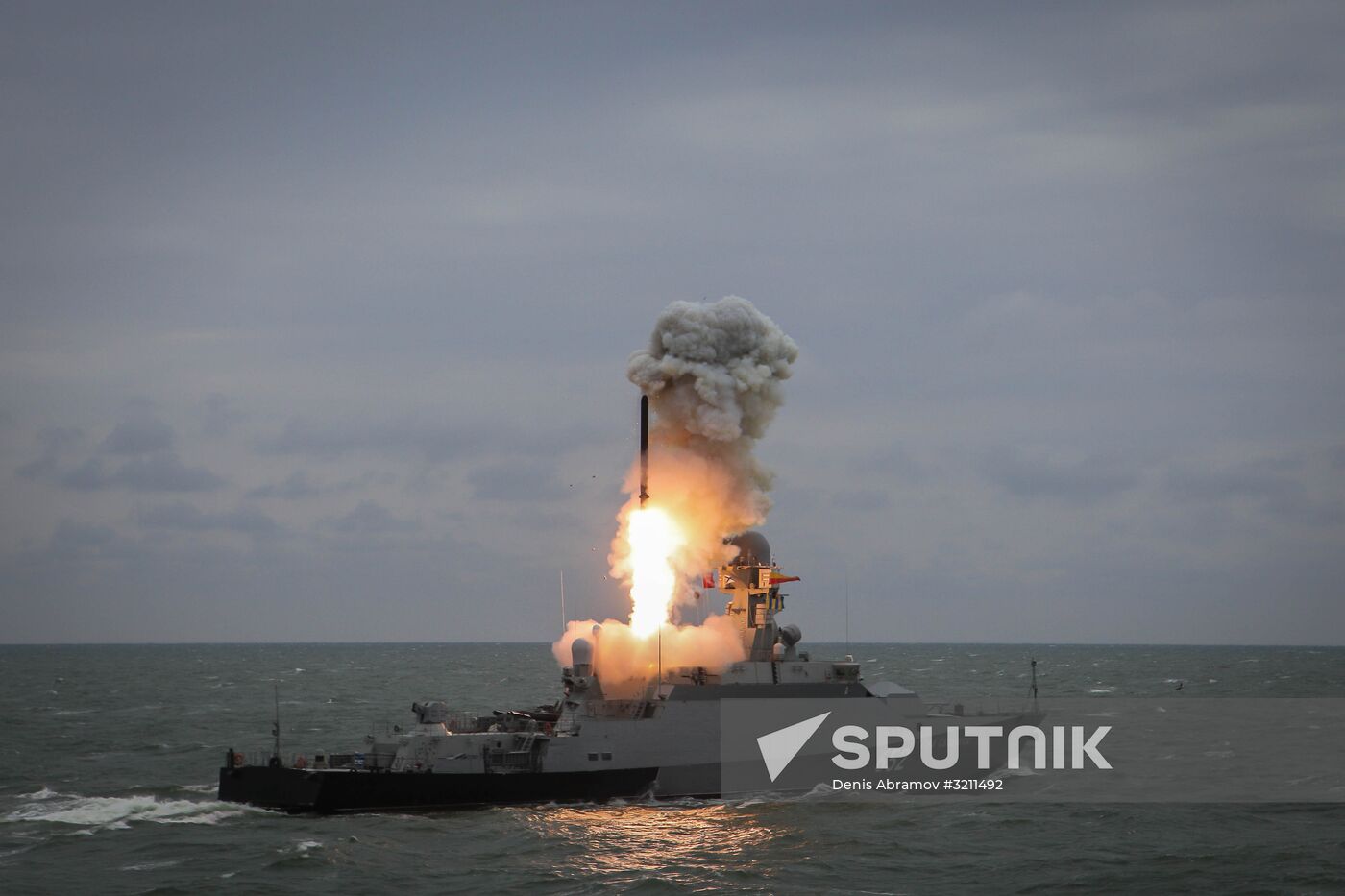 Manuevers of Russian Navy's Caspian Flotilla
