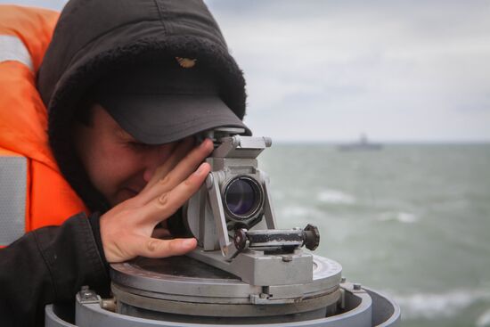 Manuevers of Russian Navy's Caspian Flotilla