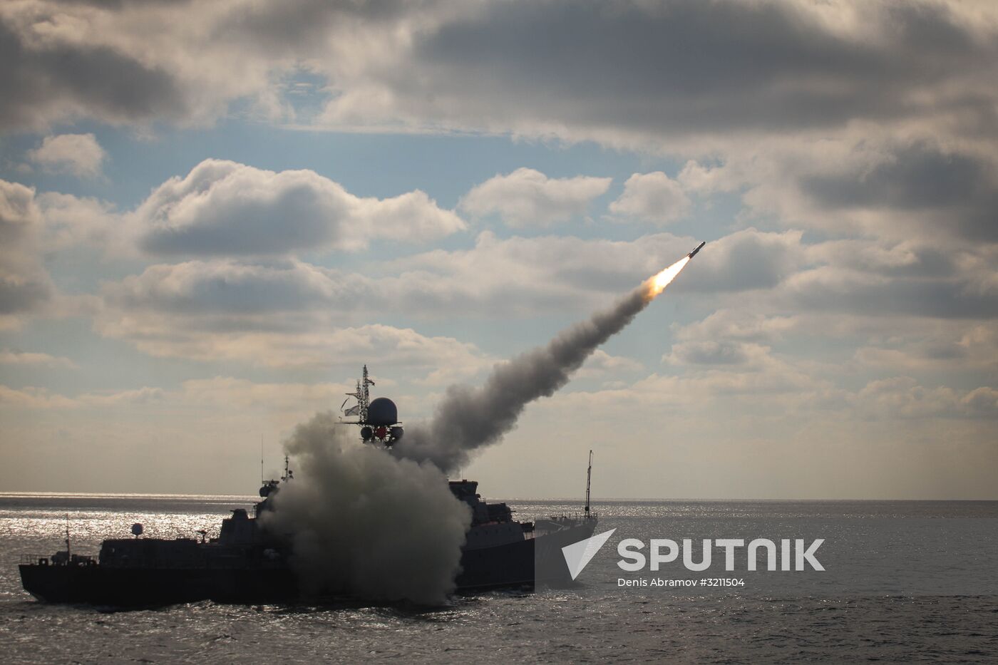 Manuevers of Russian Navy's Caspian Flotilla
