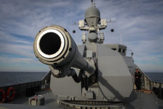 Manuevers of Russian Navy's Caspian Flotilla