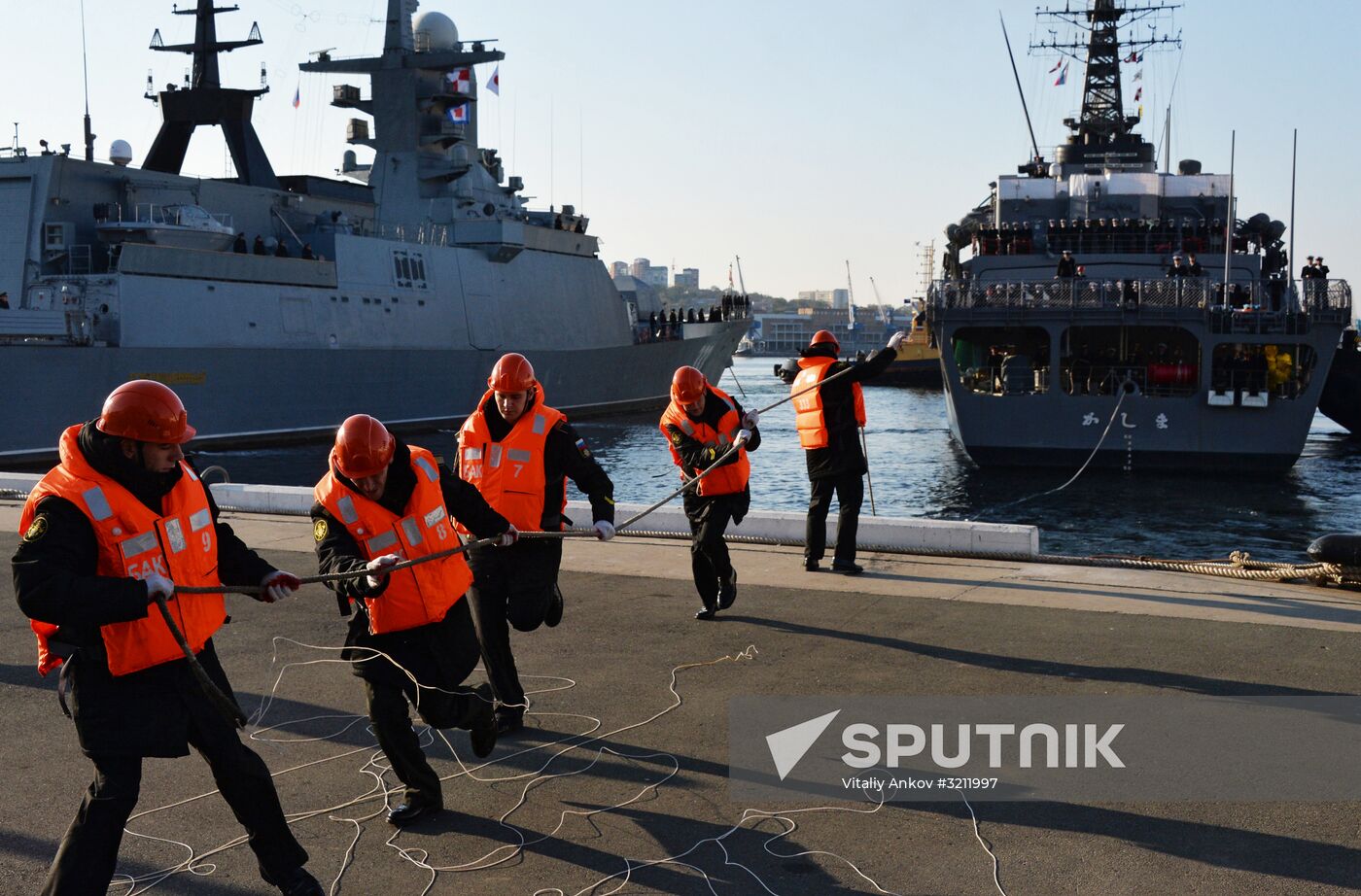 Japan Self-Defense Force ships arrive in Vladivostok