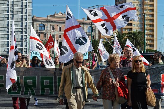 Protest against NATO in Italy