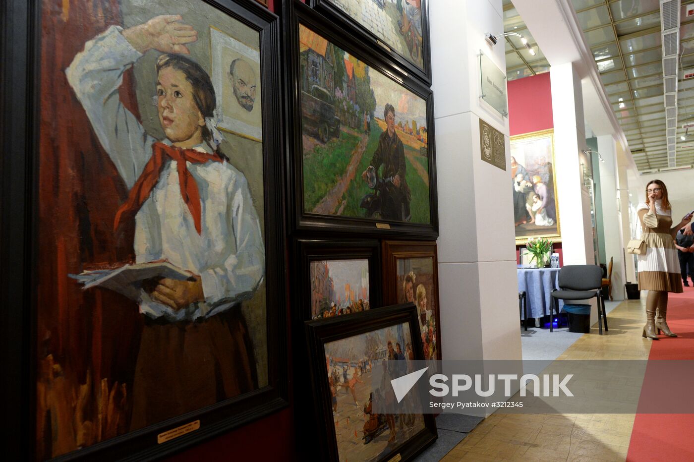 43rd Russian Antique Salon