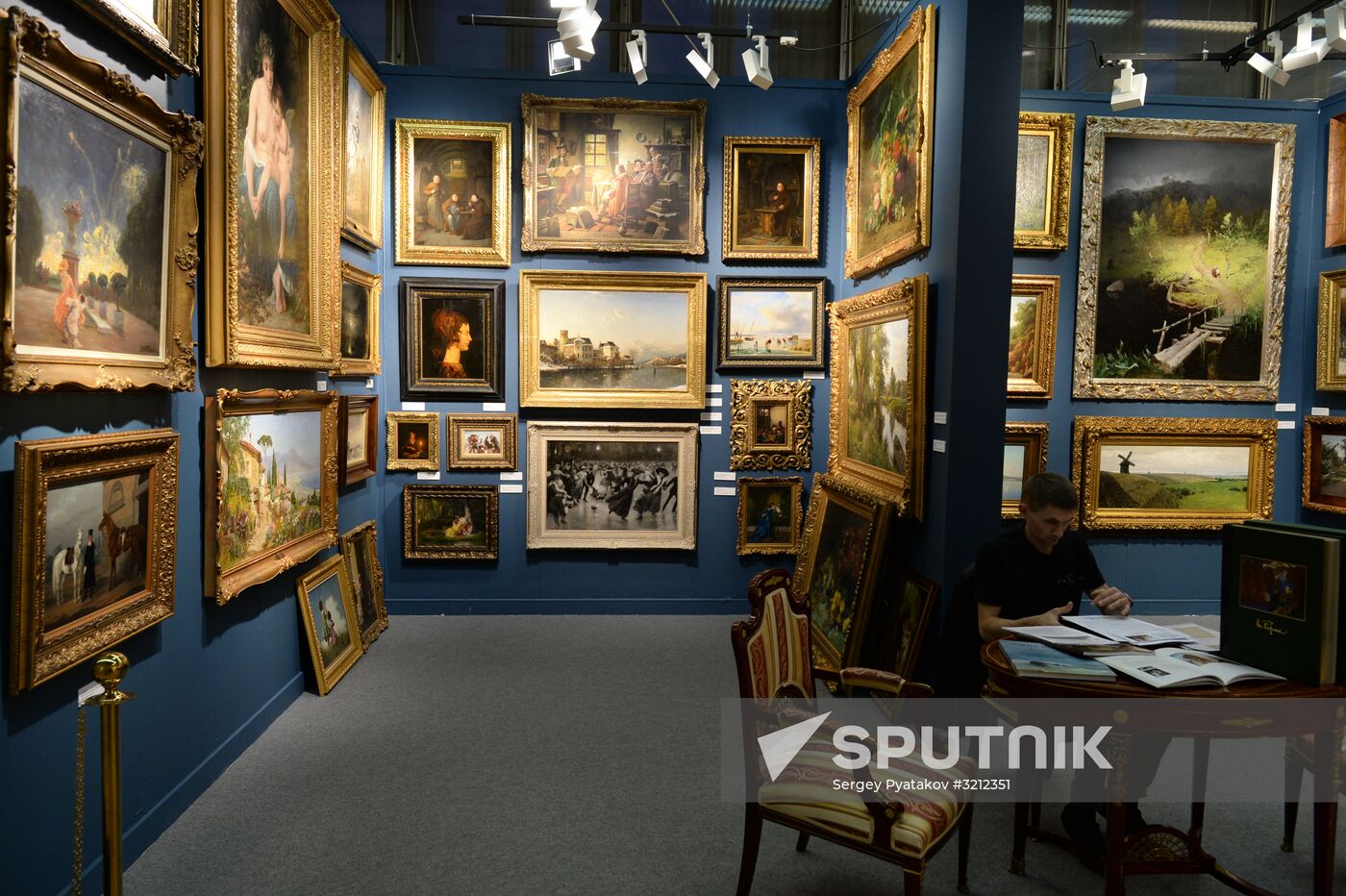 43rd Russian Antique Salon