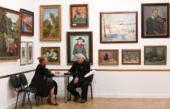 43rd Russian Antique Salon