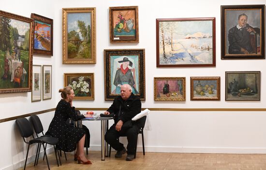 43rd Russian Antique Salon