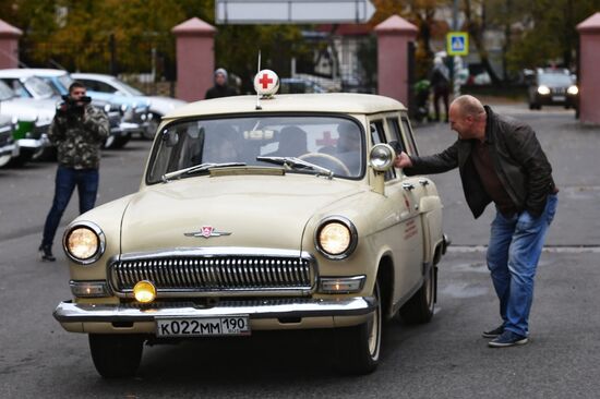 Display of vintage Volga cars