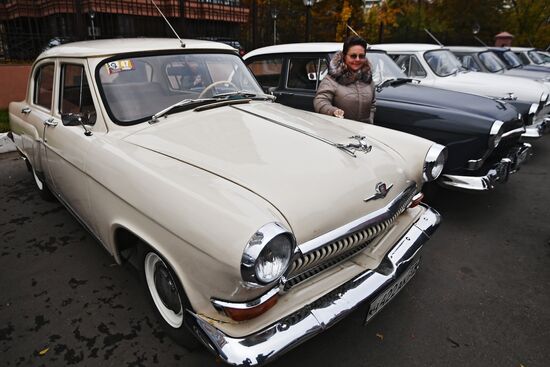 Display of vintage Volga cars