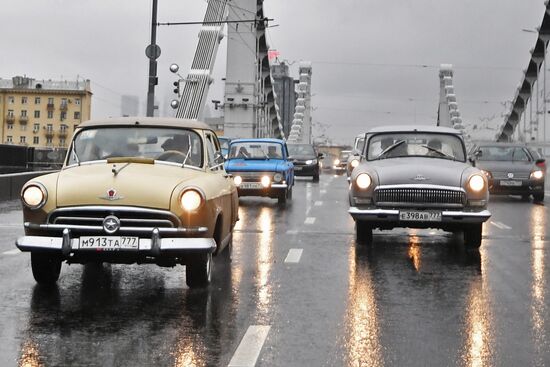 Display of vintage Volga cars