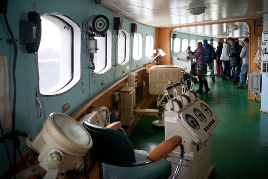 Historic icebreaker museum "Lenin" in Murmansk