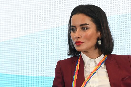 19th World Festival of Youth and Students. Discussion program