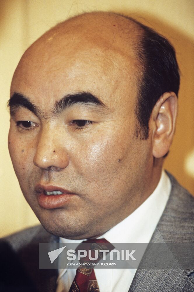 Kyrgyzstan president Askar Akayev
