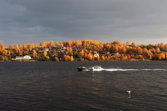 Golden autumn in Plyos, Russia