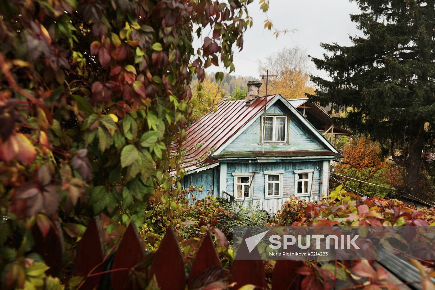 Golden autumn in Plyos, Russia