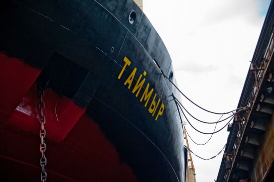Nuclear-powered icebreakers in Murmansk