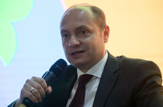 19th World Festival of Youth and Students. Discussion program