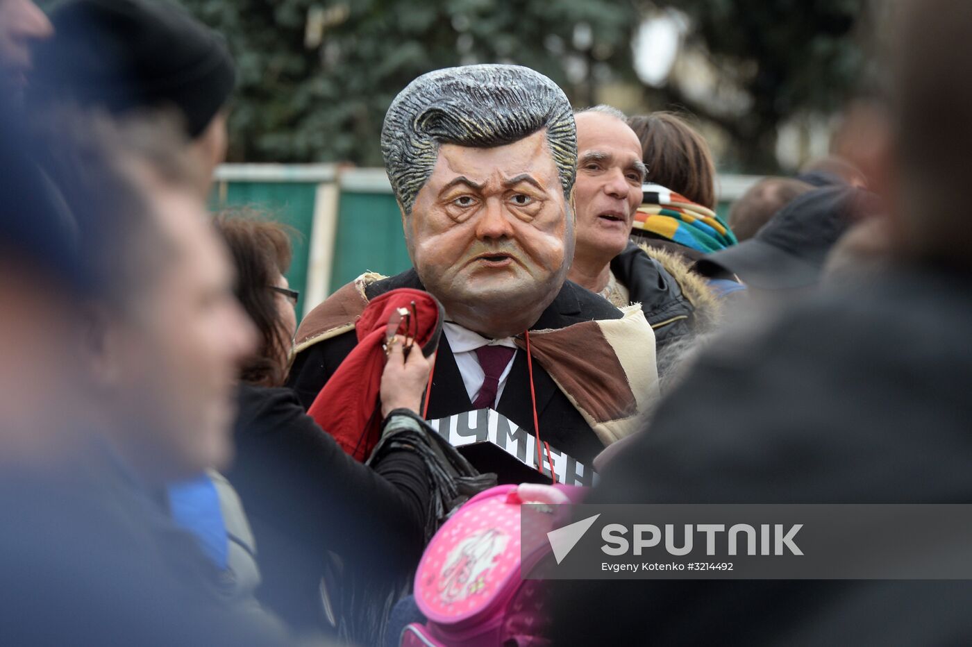 Protesters demand reforms in Kiev