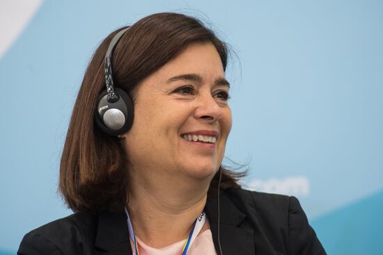 19th World Festival of Youth and Students. Discussion program