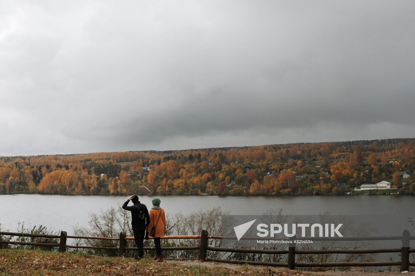 Golden autumn in Plyos