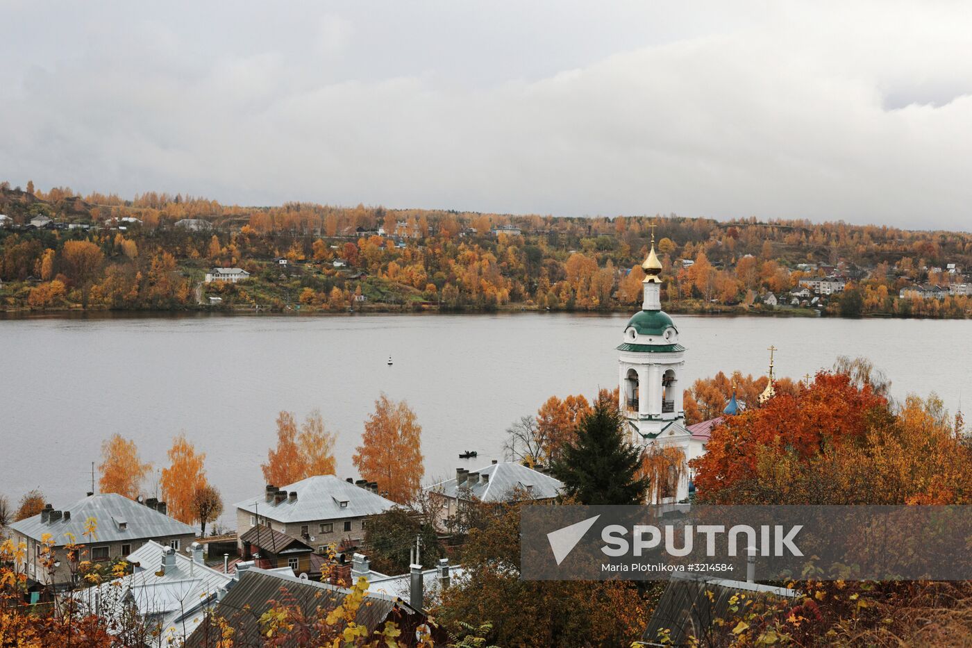 Golden autumn in Plyos
