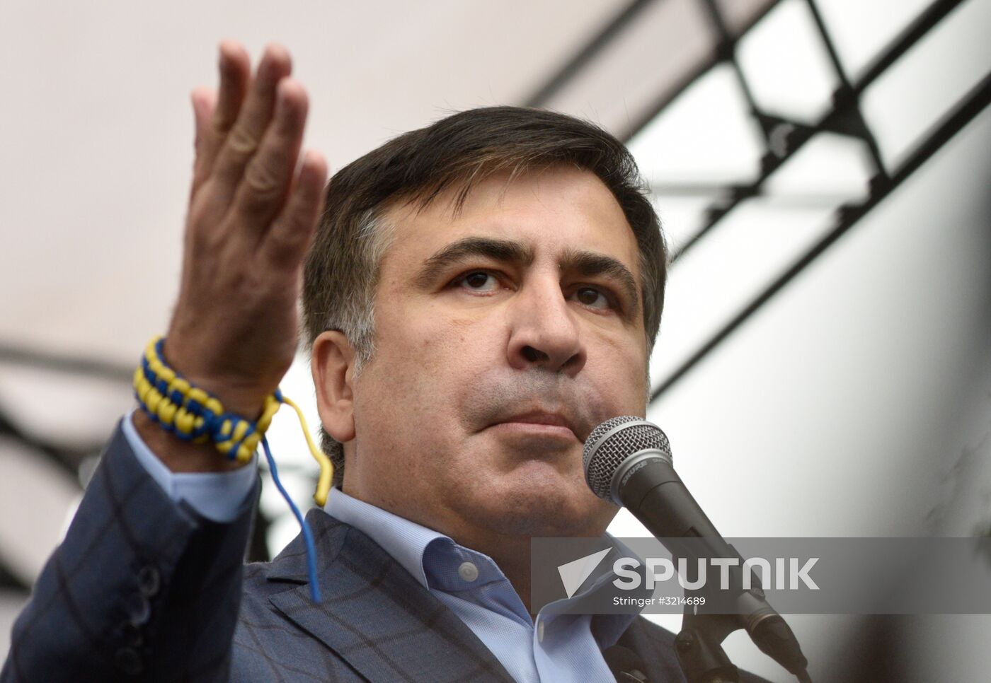 Protesters demand reforms in Kiev