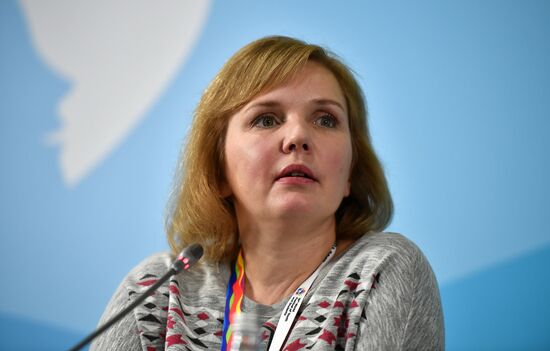 19th World Festival of Youth and Students. Discussion program