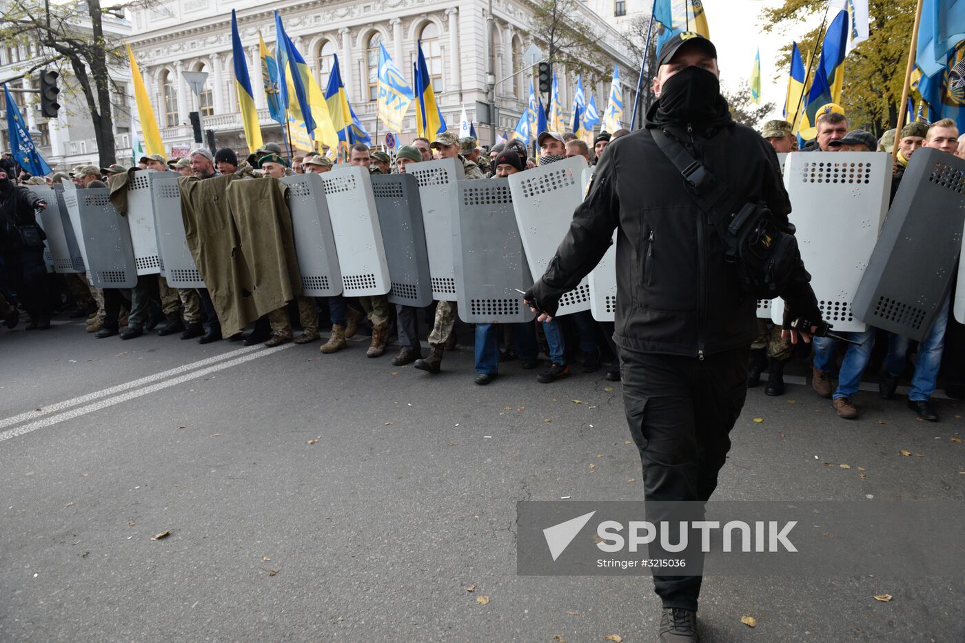 Protesters demand reforms in Kiev