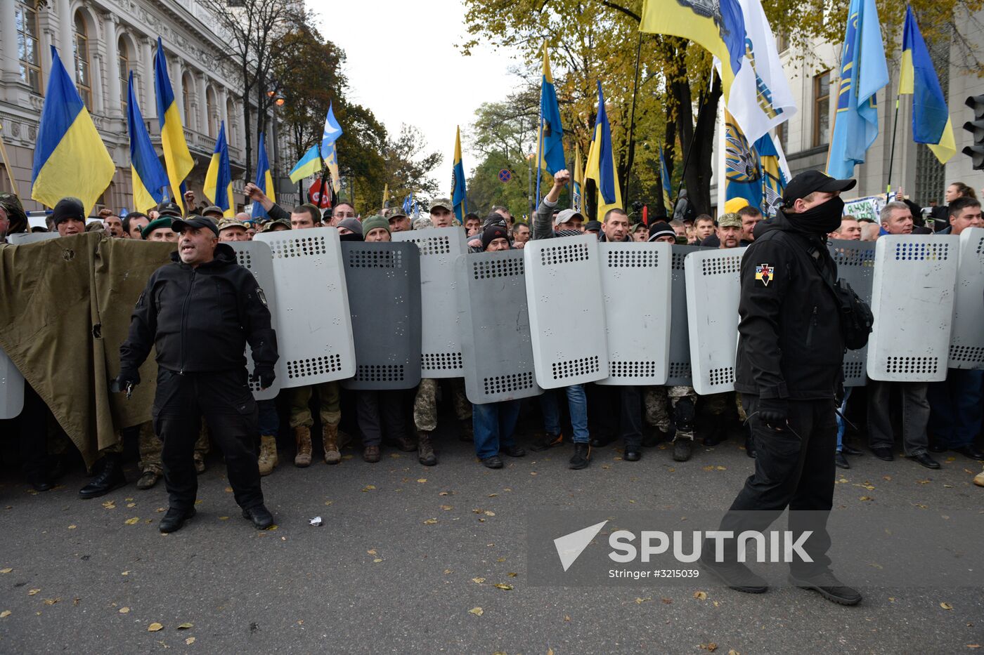 Protesters demand reforms in Kiev