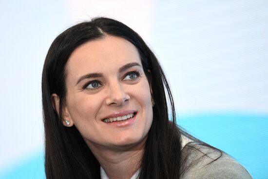 19th World Festival of Youth and Students. Discussion program