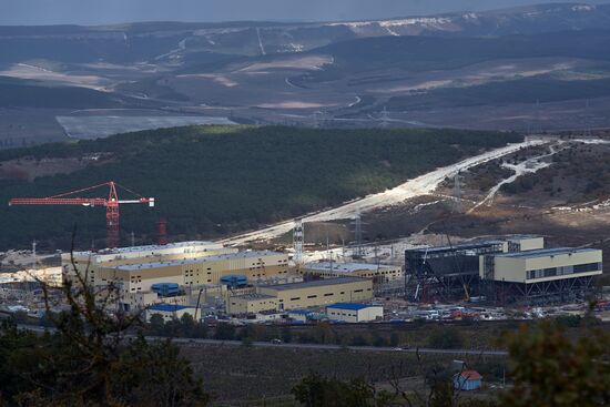 Power plant under construction on Fedyukhin Heights outside Sevastopol