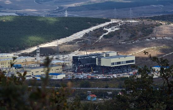 Power plant under construction on Fedyukhin Heights outside Sevastopol
