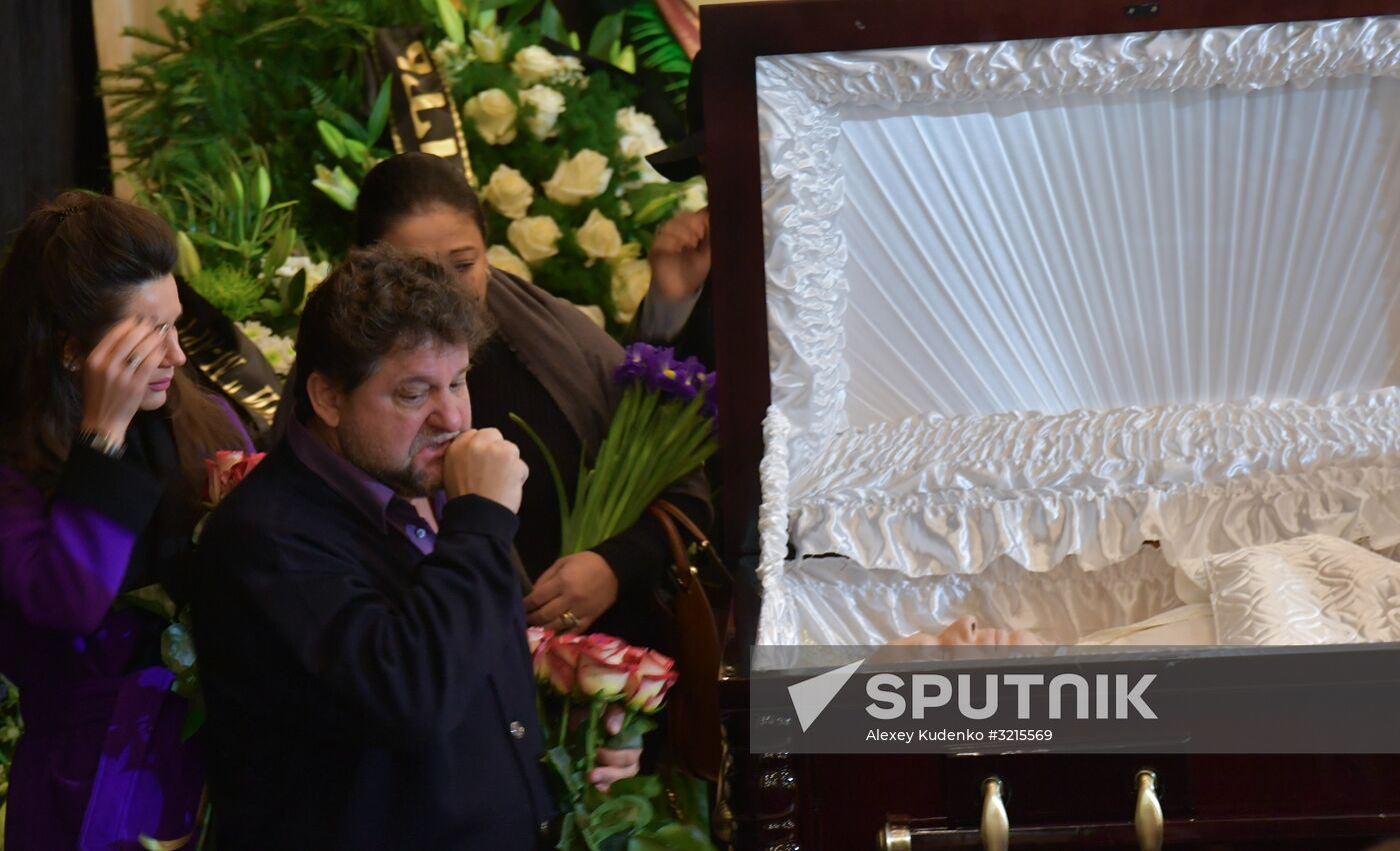 Paying last respects to actor Dmitry Maryanov
