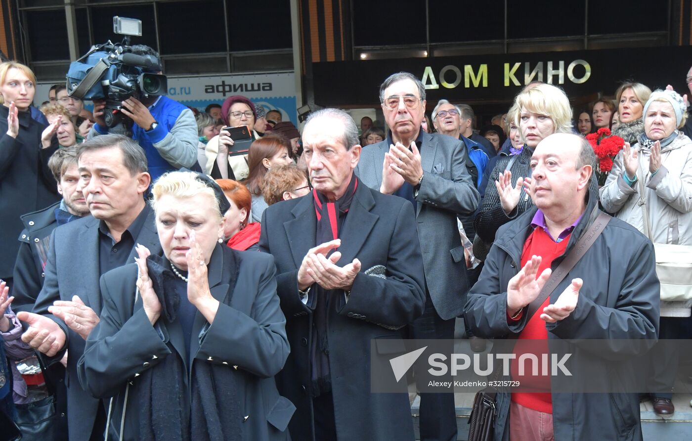 Paying last respects to actor Dmitry Maryanov