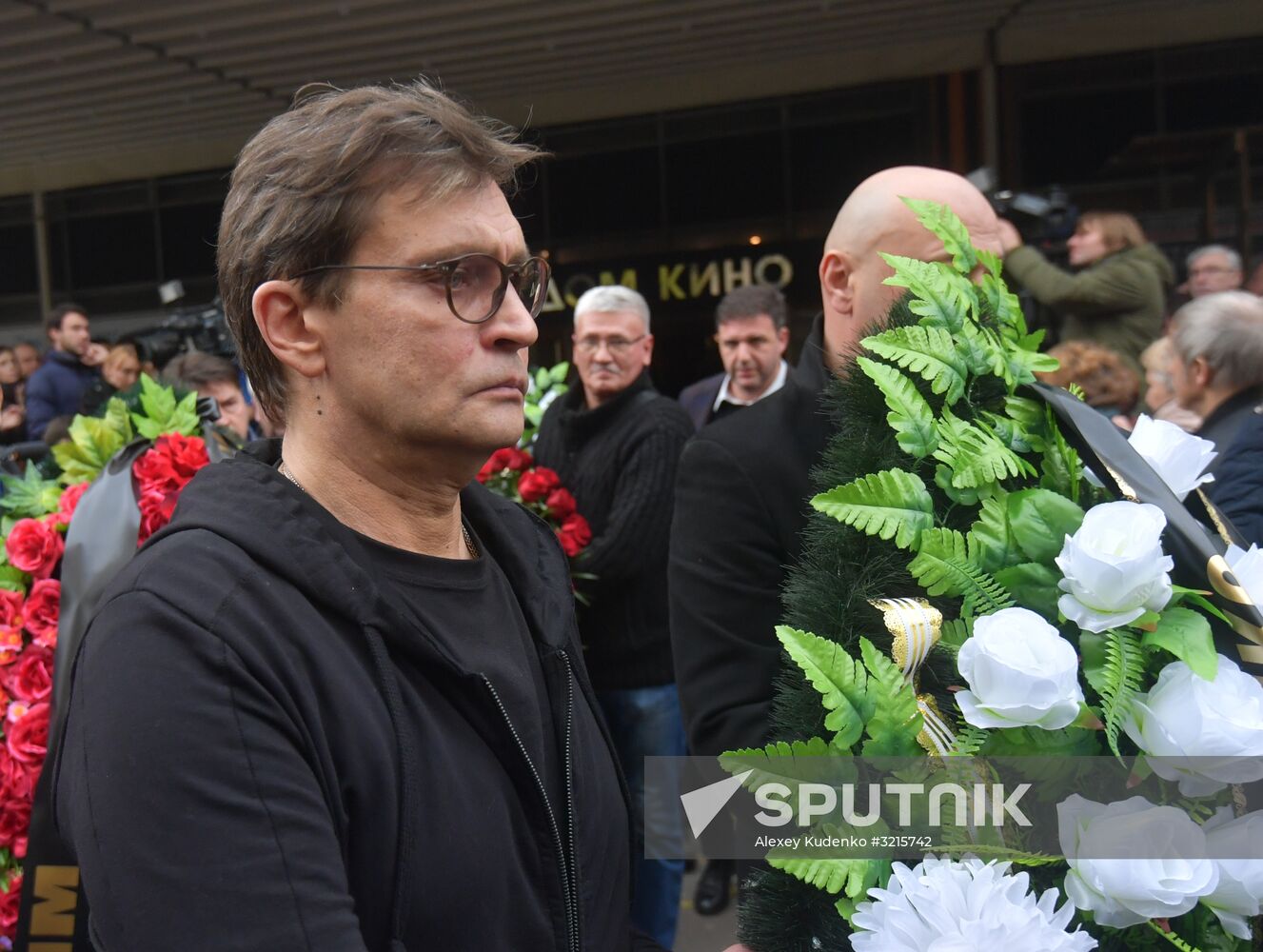 Paying last respects to actor Dmitry Maryanov