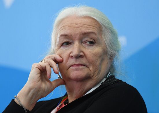 19th World Festival of Youth and Students. Discussion program