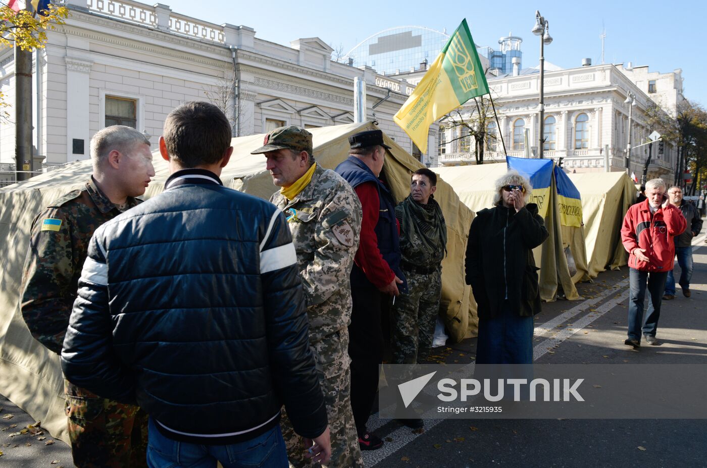Situation outside Verkhovna Rada in Kiev