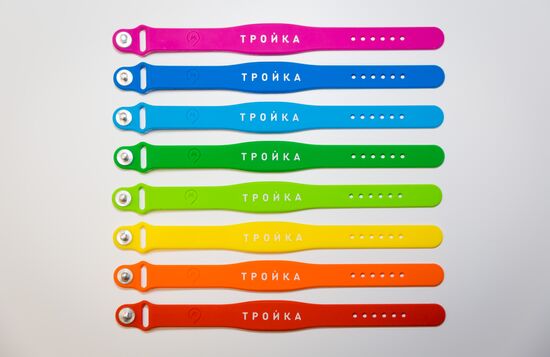 Sales of Troika bracelets kicks off at Moscow Metro