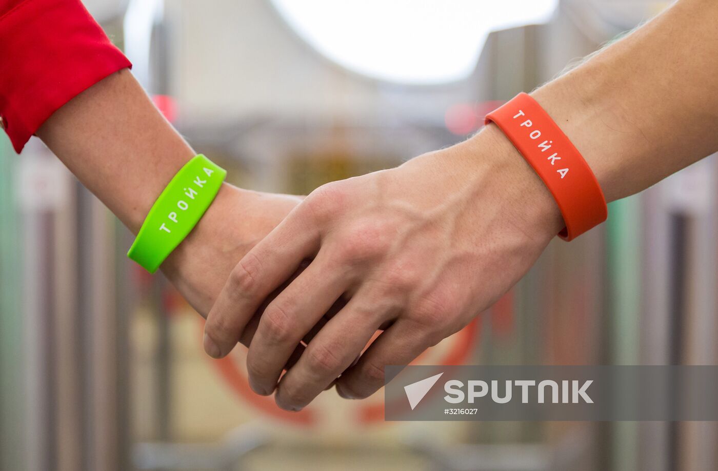Sales of Troika bracelets kicks off at Moscow Metro