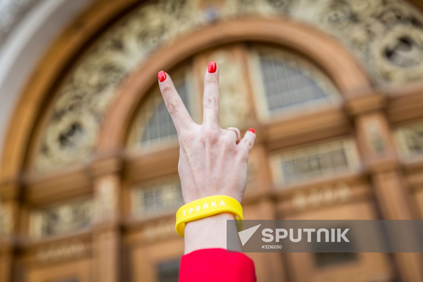 Sales of Troika bracelets kicks off at Moscow Metro