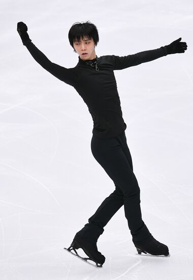 2017-18 ISU Grand Prix of Figure Skating. Rostelecom Cup. Training sessions
