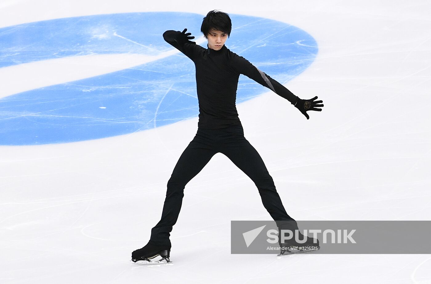 2017-18 ISU Grand Prix of Figure Skating. Rostelecom Cup. Training sessions