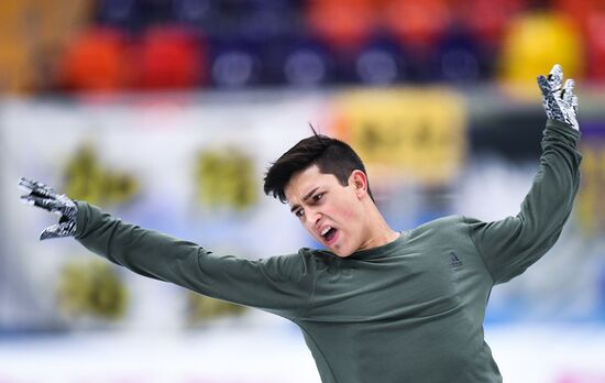 2017-18 ISU Grand Prix of Figure Skating. Rostelecom Cup. Training sessions
