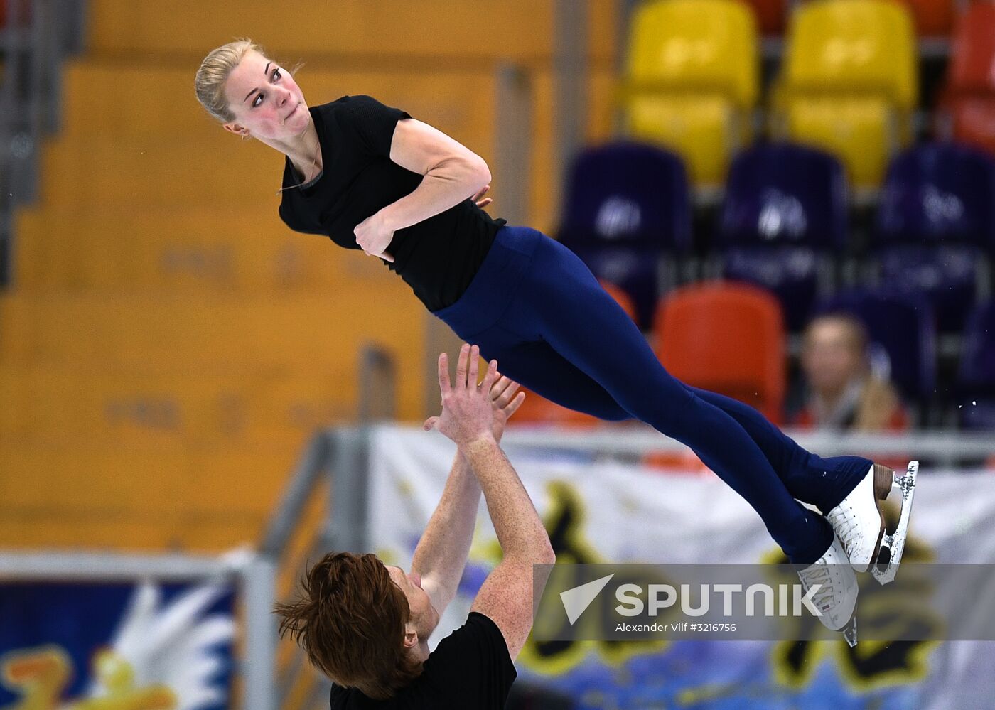 2017-18 ISU Grand Prix of Figure Skating. Rostelecom Cup. Training sessions
