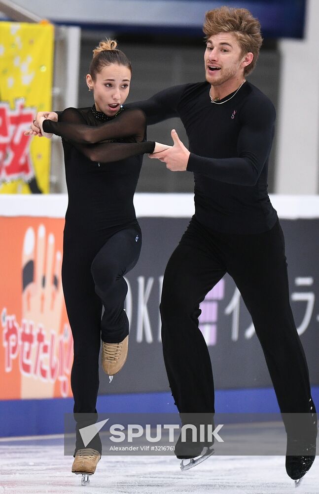 2017-18 ISU Grand Prix of Figure Skating. Rostelecom Cup. Training sessions