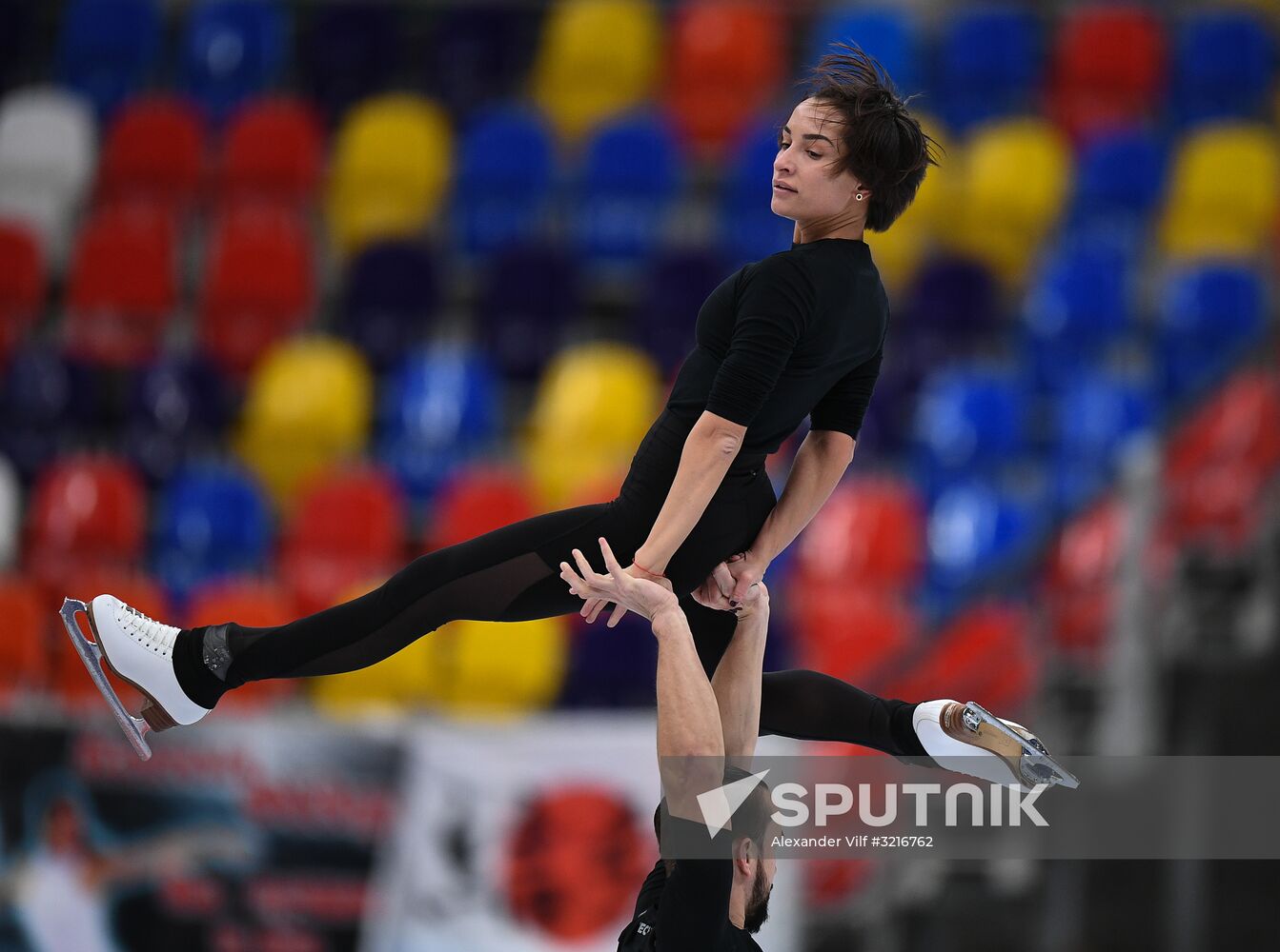 2017-18 ISU Grand Prix of Figure Skating. Rostelecom Cup. Training sessions