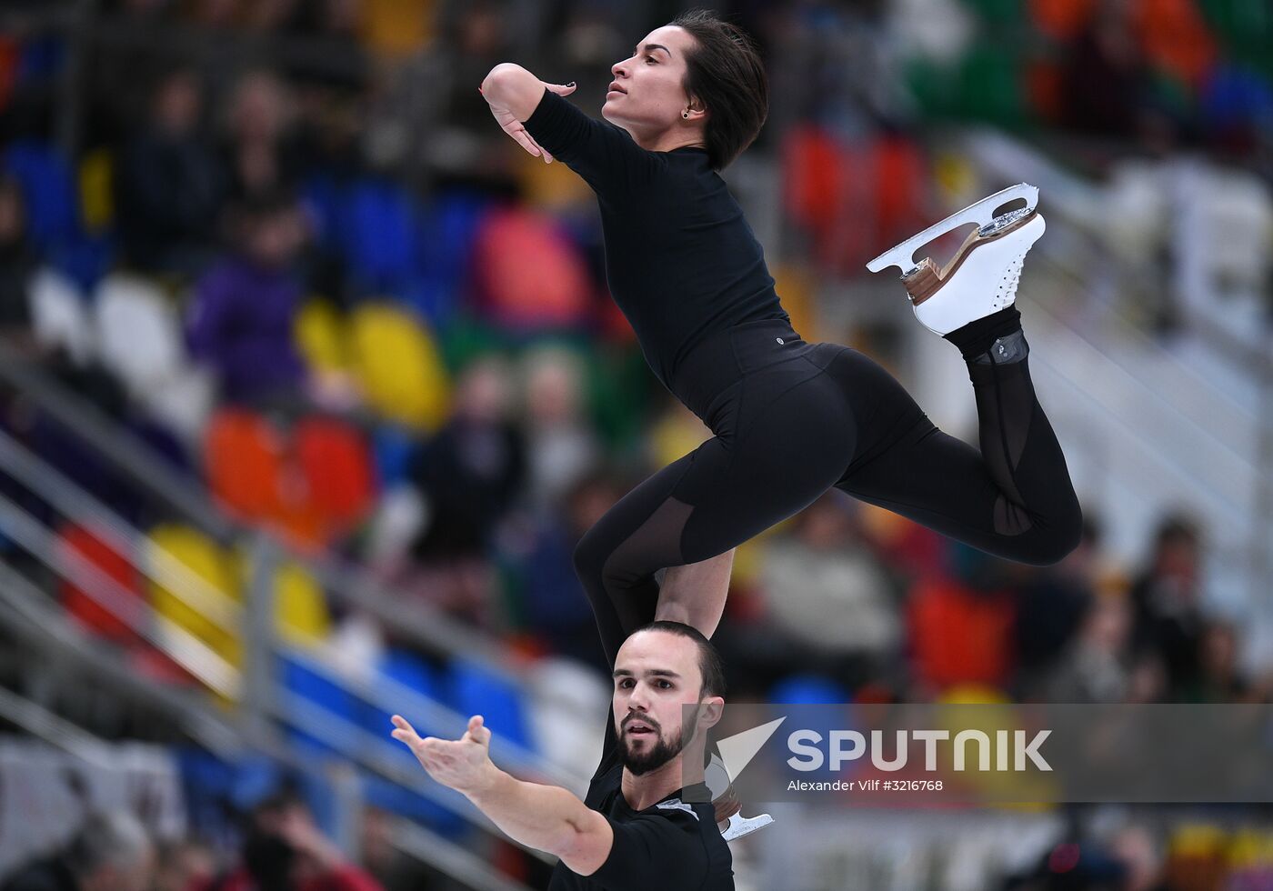 2017-18 ISU Grand Prix of Figure Skating. Training sessions