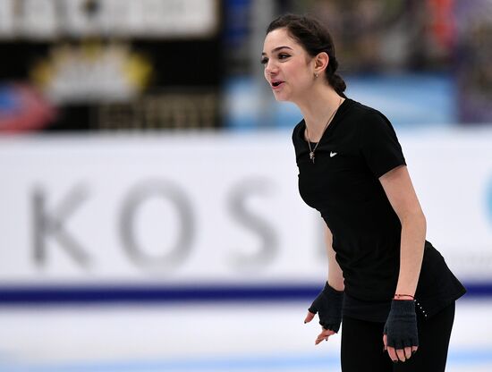 2017-18 ISU Grand Prix of Figure Skating. Rostelecom Cup. Training sessions